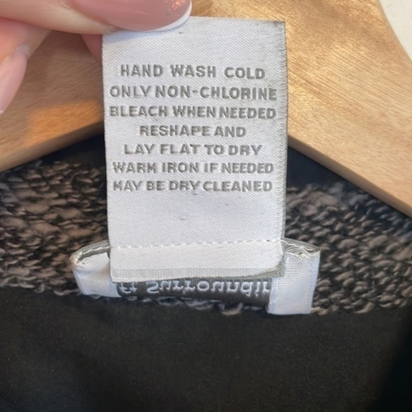 SOFT Surroundings Knit‎ Button Down Cardigan Women’s Size Large Beaded Gray - Picture 6 of 6